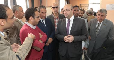 محافظ بني سويف يكلف مسؤولي محلية اهناسيا بمتابعة المشروعات الخدمية