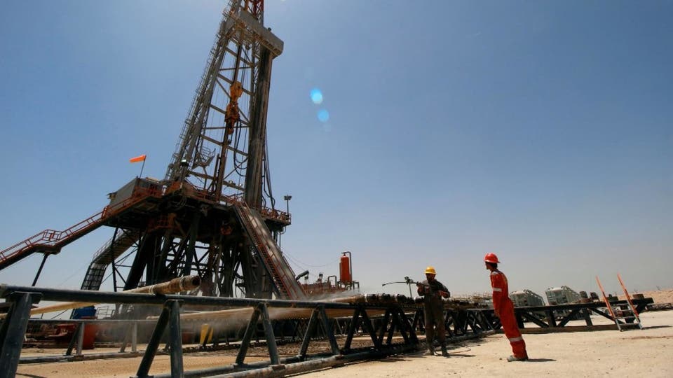 كيف يرى المحللون تداعيات توترات الشرق الأوسط على النفط؟