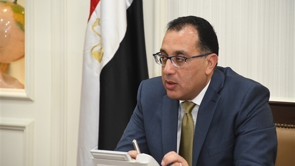 رئيس الوزراء يتابع مع وزيرة الصحة مستجدات فيروس كورونا