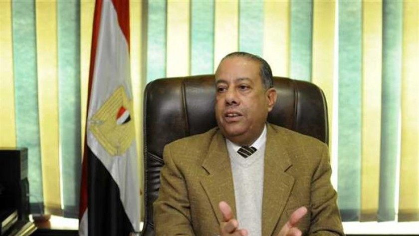 عاجل.. القبض على رئيس مصلحة الضرائب واثنين آخرين في واقعة رشوة