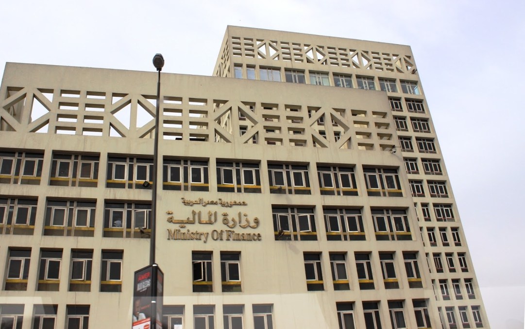 الحكومة تنفي بيع أصول الدولة