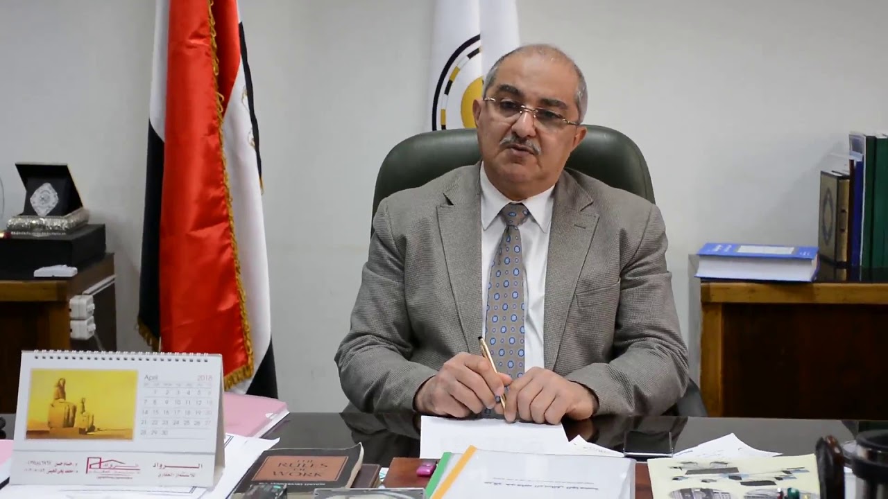جامعة أسيوط توافق على منح 30 درجة دكتوراه