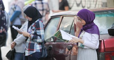 317445 طالبا وطالبة يؤدون امتحان الشهادة الإعدادية بالقاهرة والجيزة