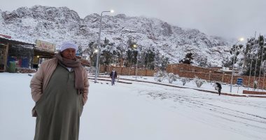 الثلوج تزين مدينة سانت كاترين فى جنوب سيناء