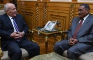 العصار ومحافظ مطروح يبحثان موضوعات التعاون القائمة لتطوير المحافظة