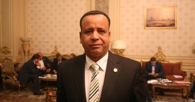 برلمانى يطالب بتغيير اسم جامعة 