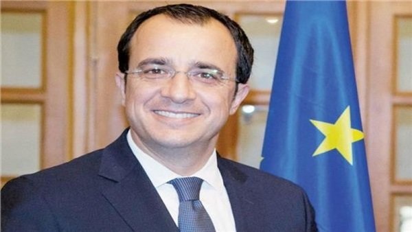 وزير الخارجية القبرصي يزور اليونان