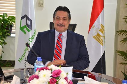 غانم العضو المنتدب لبنك التعمير والاسكان 