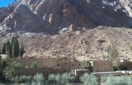 طقس مائل للدفء نهارا شديد البرودة ليلا بسانت كاترين