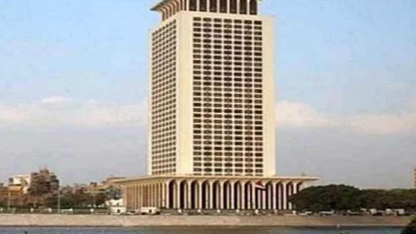 مصر تدعو الفلسطينيين والإسرائيليين للدراسة المتأنية للخطة الأمريكية للسلام