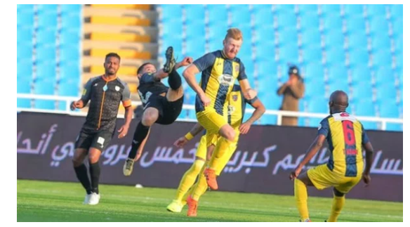 الدوري السعودي| الشباب يفوز على الحزم بهدف نظيف
