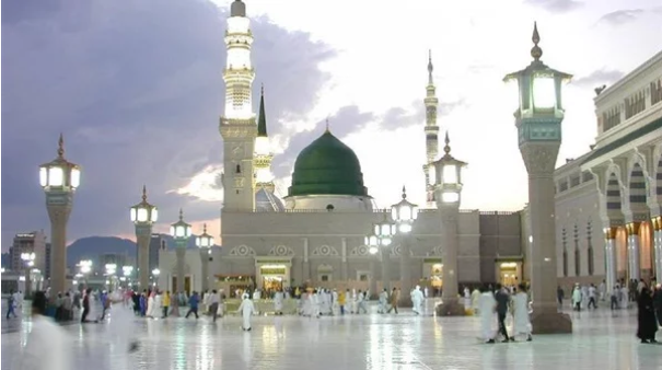 احذر عند دخول المدينة.. 3 أفعال تعرضك للعنة الله والملائكة والناس أجمعين