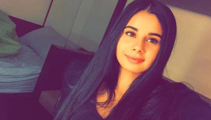 كلمة واحدة تكشف سر علاقة الفنانة الشابة باليوتيوبر على غزلان