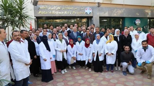 عفن البطاطس.. الزراعة تؤكد استكمال مسيرتها في مكافحة العفن البني.. فيديو