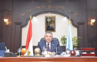 أول تعليق من محافظ البحر الأحمر بعد ظهور الجراد في حلايب وأبو رماد