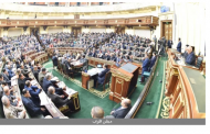 بملابس سوداء.. ابنة نائب المنصورة الراحل تؤدي اليمين خلفا لوالدها فى البرلمان