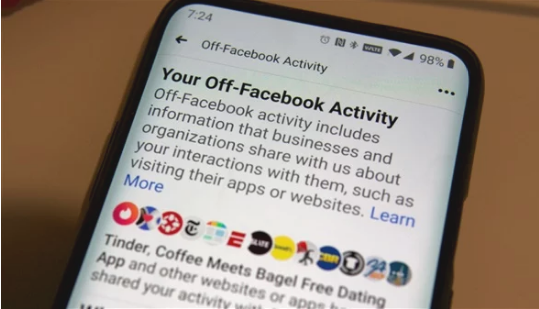 Facebook تتيح ميزة جديدة لملايين المستخدمين حول العالم