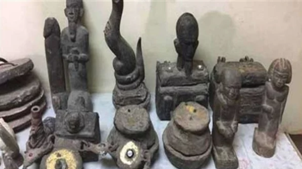 ضبط مدرس بحوزته 40 قطعة أثرية بأسيوط