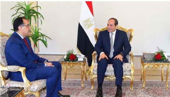 رئيس الوزراء لـ السيسي: ثورة 25 يناير رسمت خريطة مستقبل الوطن