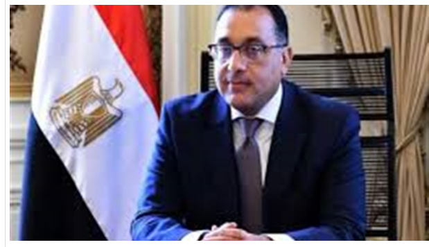رئيس الوزراء أول الحضور فى عزاء ابن مايا مرسى