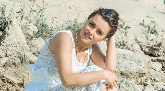 محمد سامي ينشر صورة برفقة نور اللبنانية