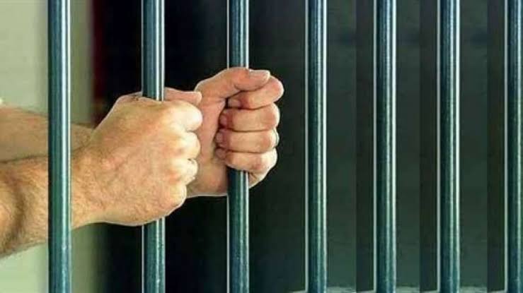 طلب من خالته إقامة علاقة غير شرعية.. التحقيق فى مقتل عامل وإلقاء جثته بالشارع