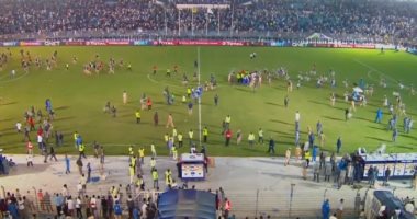 جماهير الهلال تطالب برحيل الإدارة بعد الوداع الأفريقى ضد الأهلى