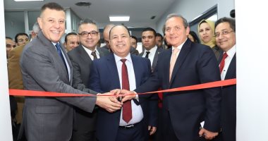 وزير المالية ورئيس جامعة عين شمس يفتتحان 11 غرفة عمليات بالمستشفى التخصصى
