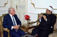 وزير الأوقاف يشارك عواقل سيناء مراسم رفع العلم بطابا وخطبة الجمعة