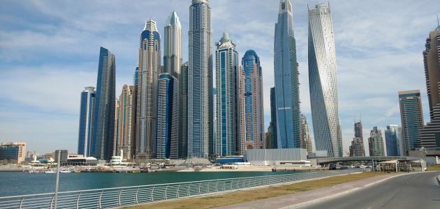 طقس الخليج.. غائم بالبحرين والإمارات.. وبارد بالسعودية