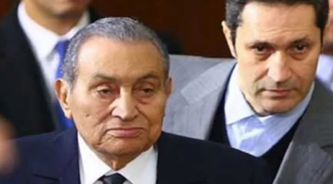 حسني مبارك في العناية المركزة.. ونجله علاء: ادعوا له يقوم لنا بالسلامة