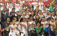 بعد الفوز بالسوبر الإفريقي.. وصول الفوج الأول من بعثة نادي الزمالك إلى مطار القاهرة بدون اللاعبين