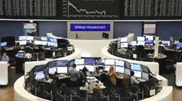 أسهم أوروبا تغلق دون مستويات قياسية مرتفعة