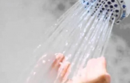 حكم غسل يوم الجمعة.. وآخر وقت له وهل يأثم تاركه؟