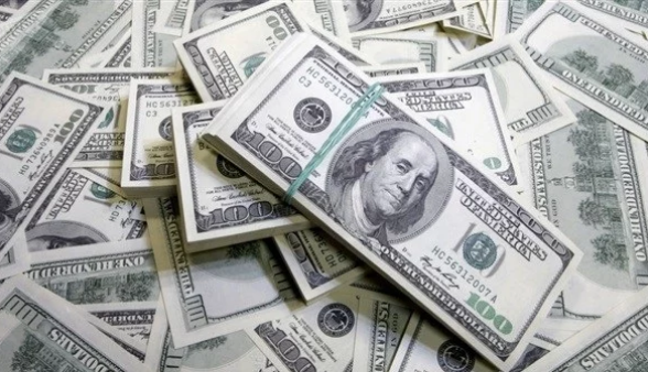 وفاة حسني مبارك ترفع سعر الدولار أمام الجنيه في ختام تعاملات اليوم