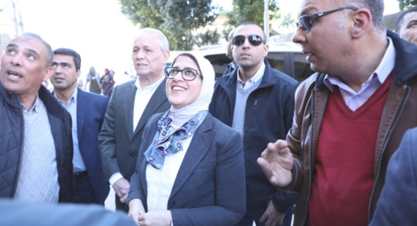 وزيرة الصحة تشيد بمعدلات تنفيذ الأعمال بمستشفى ووحدة صحة البياضية