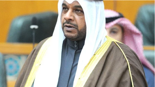 وزير الدفاع الكويتي يكشف حقيقة اختراق طائرة لأجواء البلاد وتحليقها فوق قصر الأمير