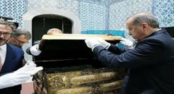 تقرير يكشف نهب العثمانيين والأتراك للآثار النبوية من المدينة المنورة