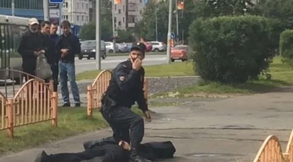 إصابة عدة أشخاص في هجوم طعن داخل كنيسة بروسيا