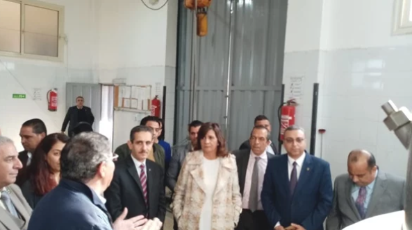 وزيرة الهجرة ومحافظ الغربية يتفقدان أكبر مصنع لتصدير العطور للخارج فى شبرا بلولة