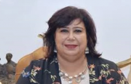 وزيرة الثقافة تعلن ضيف شرف الدورة القادمة لمعرض الكتاب.. الثلاثاء