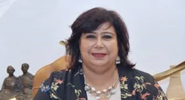 وزيرة الثقافة تعلن ضيف شرف الدورة القادمة لمعرض الكتاب.. الثلاثاء