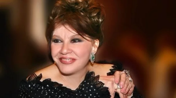 بعد تعرض شويكار إلى خطأ طبي.. حورية فرغلي ونور الشريف وأحمد فهمي أبرز المتضررين