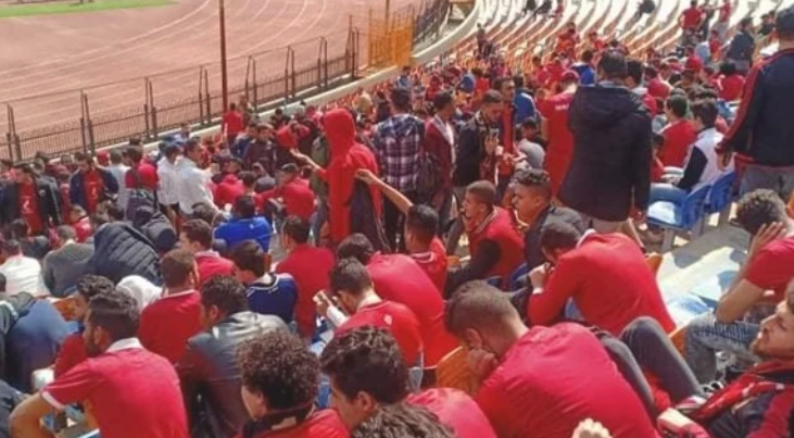 جماهير الأهلي تتوافد على استاد القاهرة