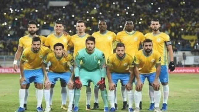 الإسماعيلي يسعى لمصالحة جماهيره على حساب الرجاء المغربي بـ البطولة العربية