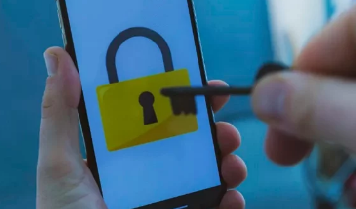 خلى بالك.. 3 خطوات أساسية قبل تنزيل أى تطبيق
