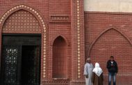 تكلفتها نحو 15 مليون جنيه ومبنية من رخام يطرد الحشرات وأثاثها فرنسي.. فيديو للمقبرة التي دفن فيها مبارك