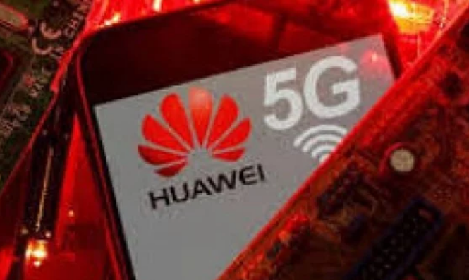 بعد اتهامها لها.. أمريكا توجه ضربة قاتلة لـ Huawei