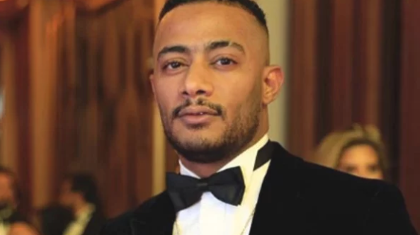 بعد إثارته الجدل في عزاء حسني مبارك.. محمد رمضان يروج لعمل فنى جديد