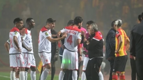 الوداد يتقدم 1-0 على النجم الساحلي